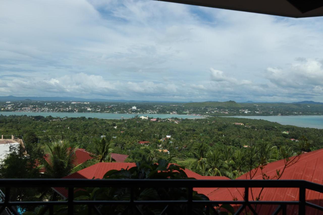 Bohol Plaza Mountain Resort And Restaurant Dauis Eksteriør bilde