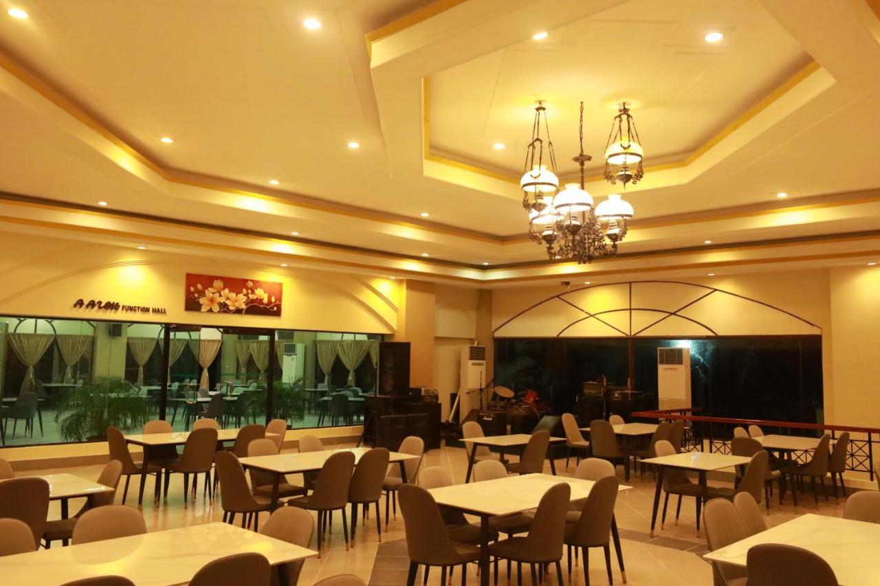 Bohol Plaza Mountain Resort And Restaurant Dauis Eksteriør bilde