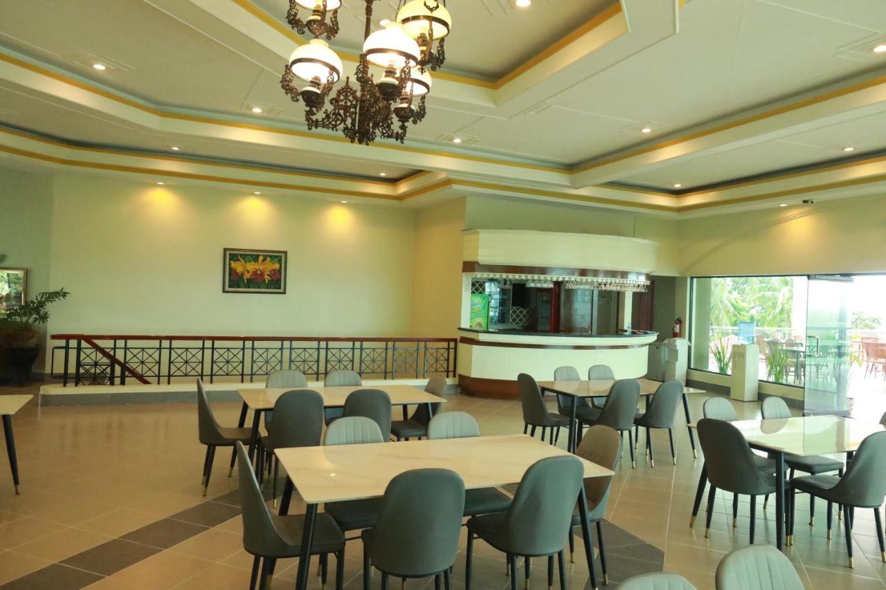 Bohol Plaza Mountain Resort And Restaurant Dauis Eksteriør bilde